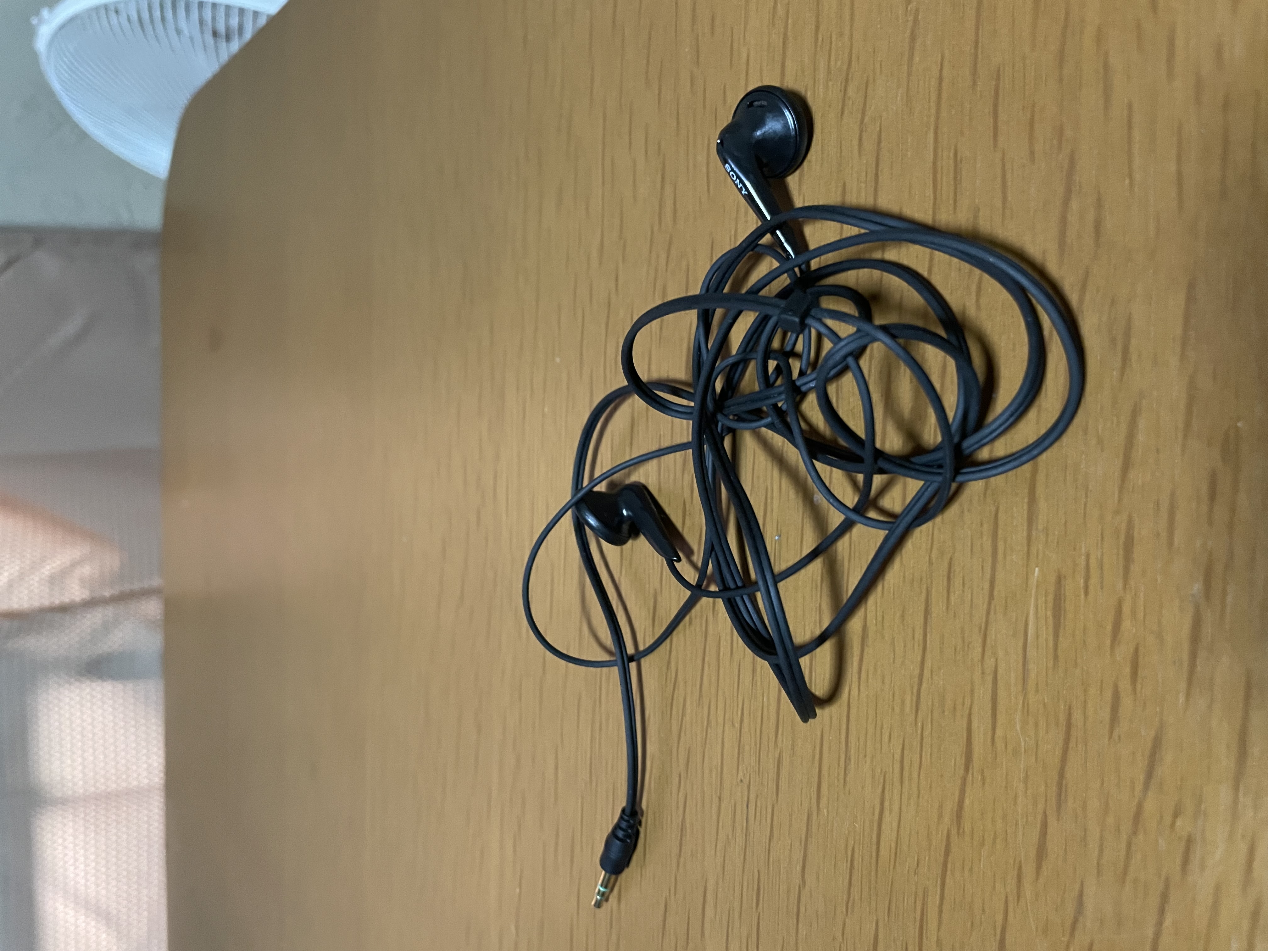 Sony 3.5mm earphones photo 3